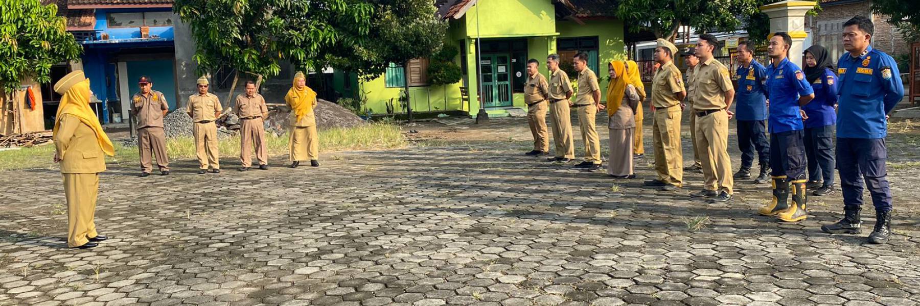 Apel Pagi Pegawai Kecamatan Ringinarum, Senin 3 Juni 2024